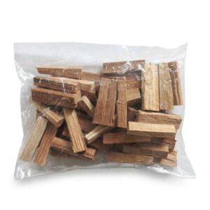 Wooden wall plugs